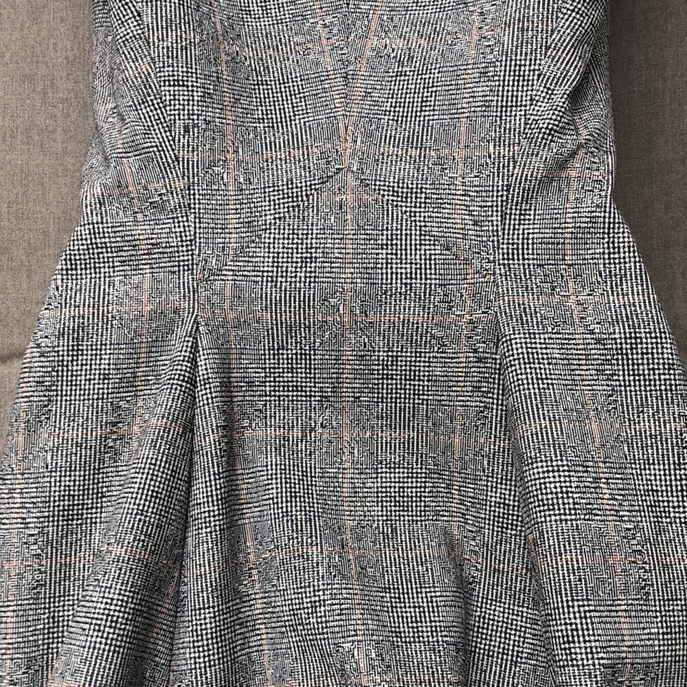 ALEXANDER MCQUEEN Sleeveless Blazer - Picture 6 of 15